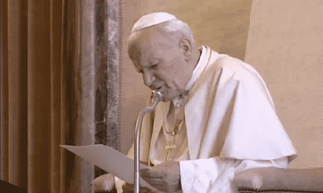 Pope St. John Paul II addresses Fondazione members at the first International Conference in 1993